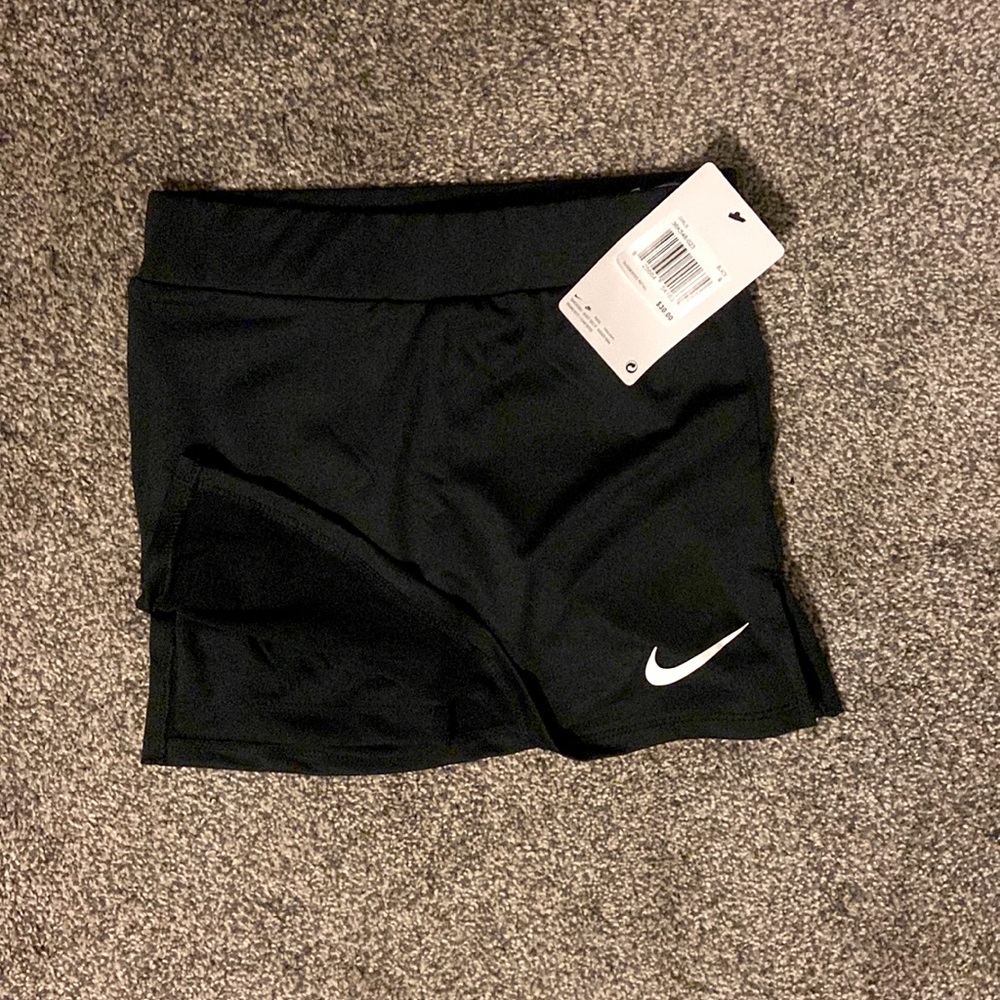 Girls Nike skort BRAND NEW